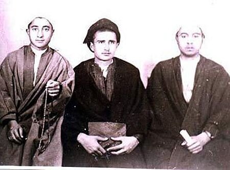 مروری بر زندگی امام خمینی (ره) در صد و بیست و دومین سالروز تولد