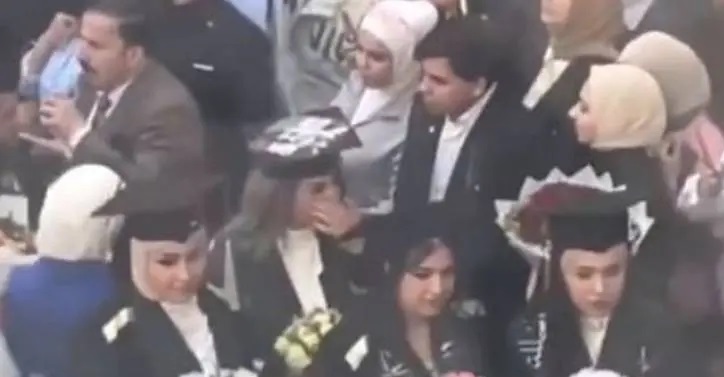 صدام باعث اخراج مادام‌العمر یک دختر عراقی از دانشگاه شد/ عکس