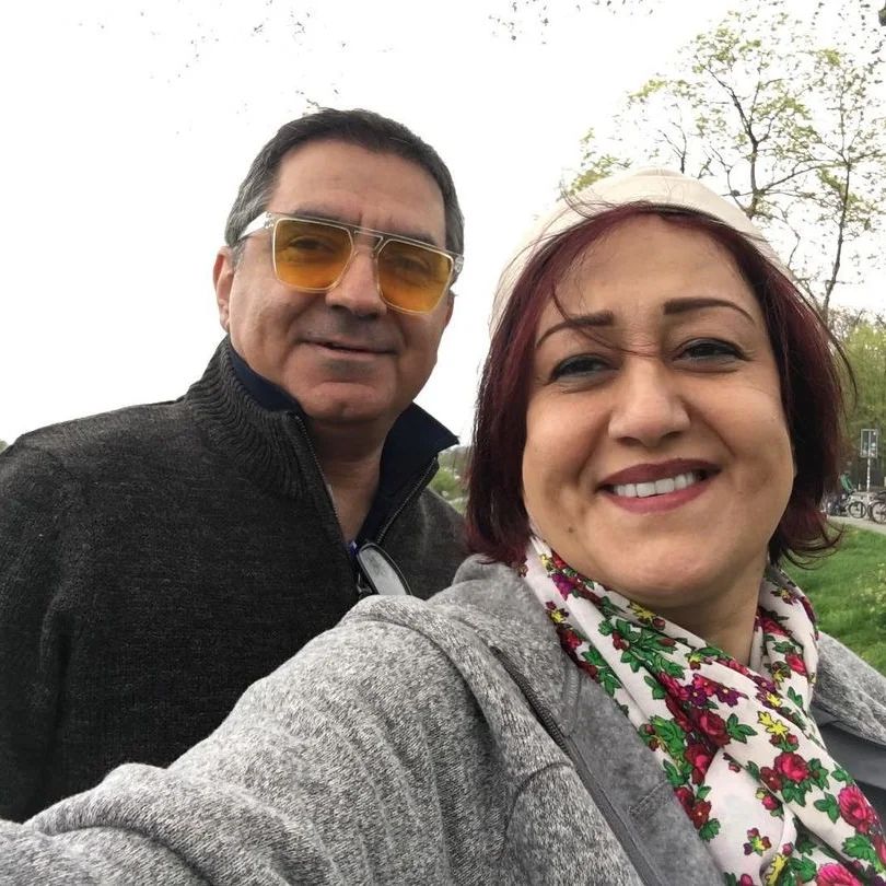 عکس دیده نشده از بازیگر شب‌های برره با همسرش/ عکس