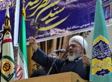 امام جمعه رامسر برای اسرائیل داس و تبر کشید