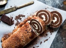 طرز تهیه بیسکو رولت میوه ای بدون فر