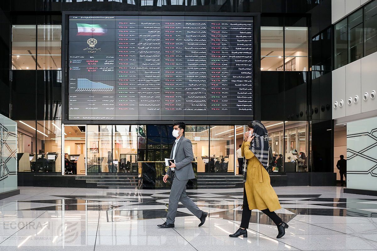 شمارش معکوس برای تغییر در بازار سرمایه / همتی از بین این ۹ نفر انتخاب میکند؟