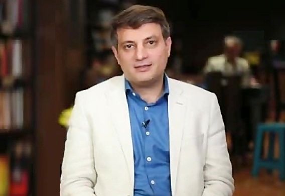 احساس بی‌پناهی میان پزشکان جوان؛ خودکشی آن‌ها ربطی به بیماری‌های روحی ندارد/ «از رزیدنت‌ها ضمانتی مالی می‌گیرند که در صورت مرگ‌شان هم قابل اجرا باشد»