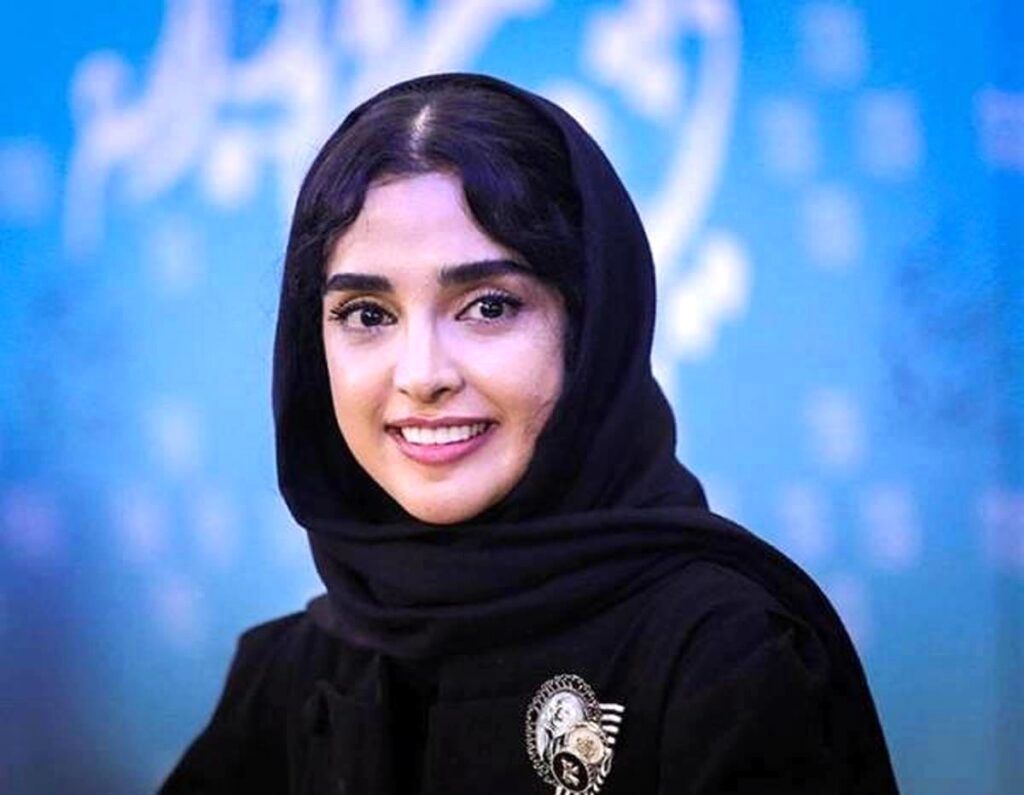 بیوگرافی الهه حصاری بازیگر سینما و تلویزیون