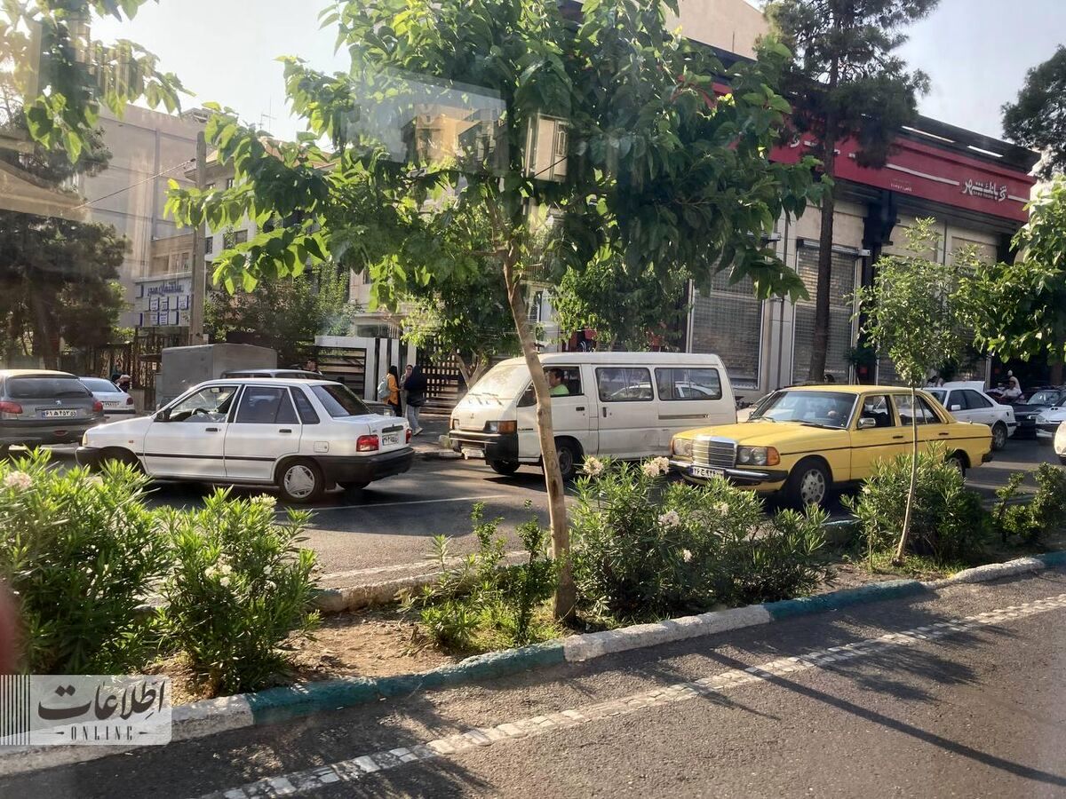 ماشین عجیب خداداد عزیزی در خیابان‌های تهران خبرساز شد/ عکس