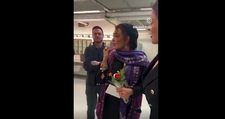تیپ شقایق فراهانی در کانادا هنگام ملاقات خواهرش/ عکس