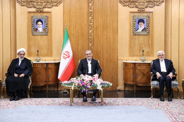 رئیس‌جمهور عازم عراق شد/ پزشکیان: ارتباط با کشورهای اسلامی از دیدار با عراق شروع می شود