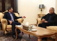 همتی: انشاءالله با تدبیر پزشکیان شاهد تحولات مثبت در صحنه اقتصادی کشور باشیم