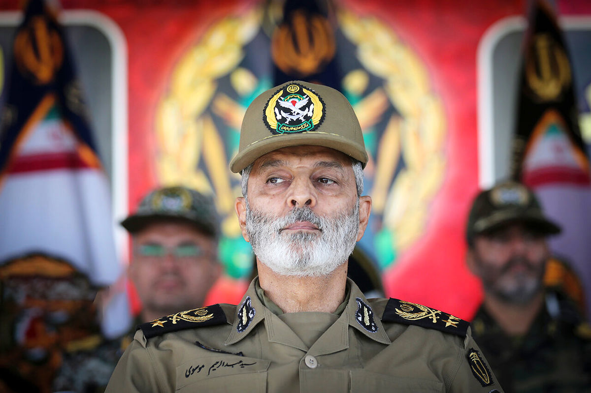 فرمانده کل ارتش: تیراندازی به چند شی پرنده انجام شد/ رژیم صهیونیستی قبلاً واکنش ما را دیده است