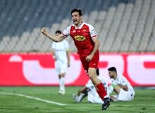 ستاره پرسپولیس بالاخره تمدید کرد