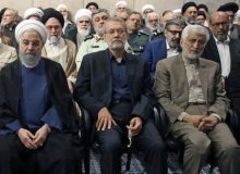 چرا در مراسم تنفیذ صندلی روحانی در کنار جلیلی بود؟!