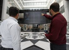 بورس ریخت/ سهامداران در صف فروش قرار گرفتند