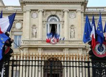 فرانسه از اتباع خود خواست ایران را ترک کنند