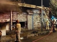 آتش سوزی چندین مغازه در خیابان انقلاب تهران