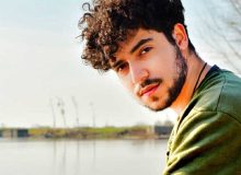 اعتراض عباس عبدی به صدور حکم زندان برای شروین حاجی‌پور/ اعتماد از بین برود بازدارندگی احکام از بین می‌رود