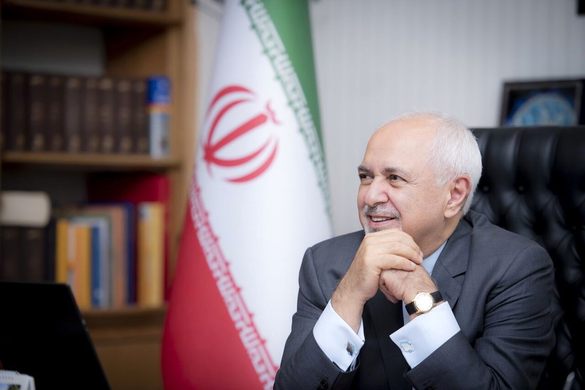 ظریف: لیست وزرا احتمالا شنبه نهایی میشود/ برای هر وزارتخانه 3 نامزد داریم