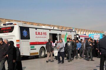 خدمات‌رسانی ۹ اتوبوس آمبولانس به زوار اربعین در مرز شلمچه