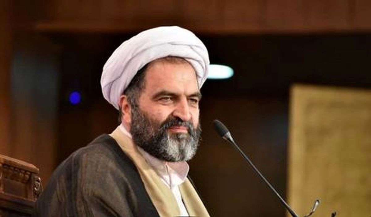 سروصدای عزاداری و پیاده‌روی ما دنیا را گرفته/ مشهد وحشتناک ترین شهر ایران از نظر فقر و فساد است