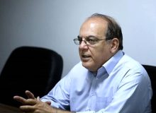 وکیل عباس عبدی: سوءبرداشت از یک یادداشت علت تشکیل پرونده بود