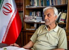 ظاهر و باطن نشان می‌دهد آچمز شده‌ایم و به این دولت و آن دولت هم ربط ندارد/ حکایت دولت پزشکیان هم با تمام صداقت و فرزانگی می‌شود (و شده است)، من بدو آهو بدو!
