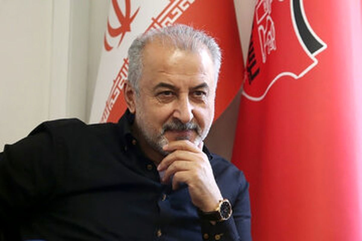 رضا درویش به مهدی تاج حمله کرد