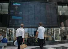 بورس با سبزپوشی تابستان را به پایان رساند