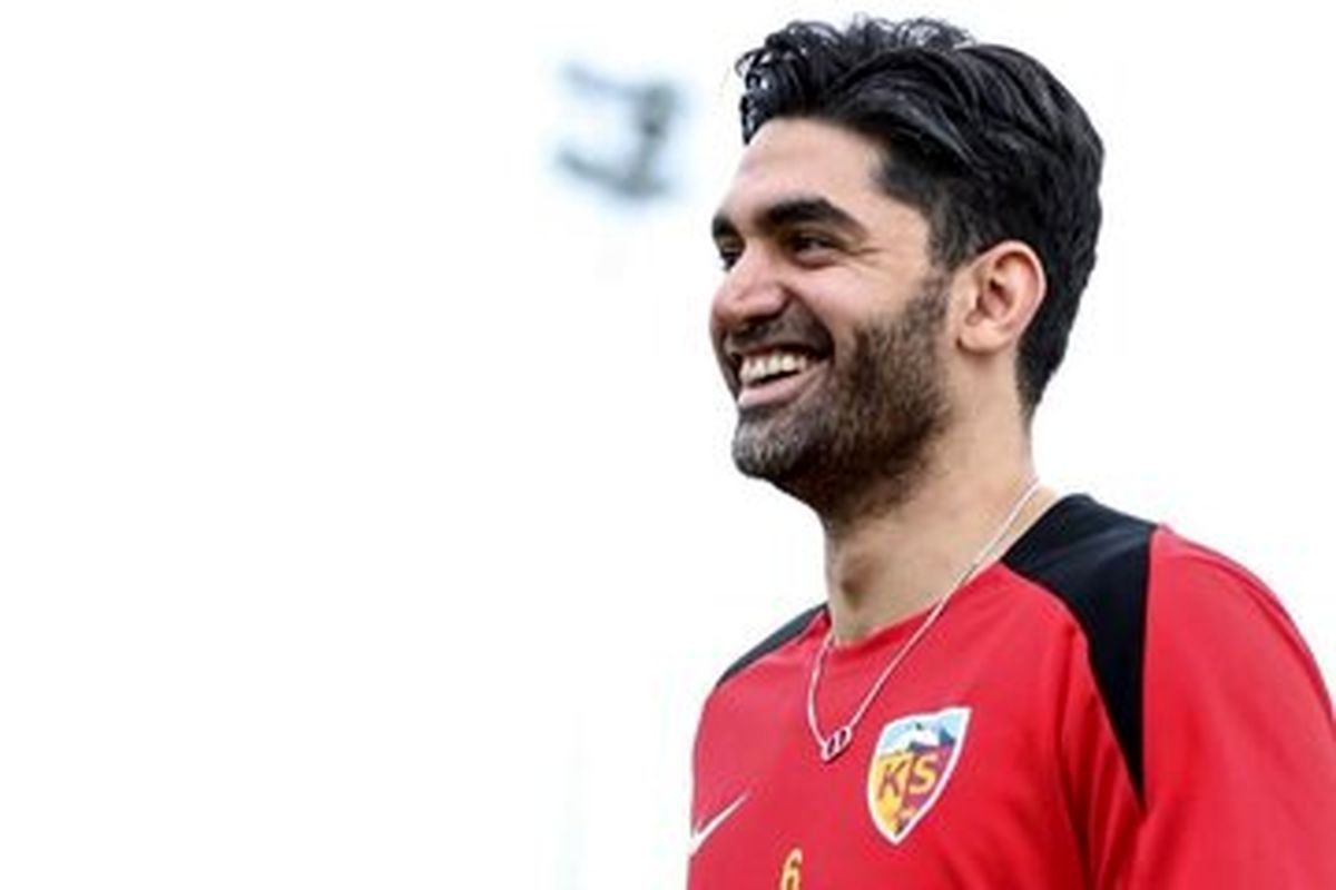 علی کریمی: میخواستم به استقلال برگردم