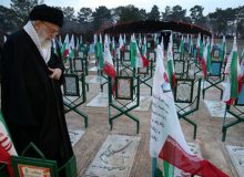 رهبر انقلاب: گرامیداشت یاد شهیدان ضامن سلامت مسیر حرکت ملت و منحرف نشدن از جهت‌گیری انقلاب است