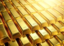 چرا قیمت طلا در حال فتح پیاپی قله‌های پیشتر دست نیافتنی است؟