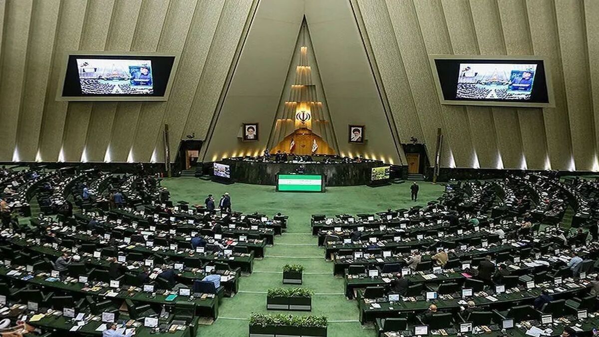 جزئیات مهم درباره تعطیلی پنجشنبه یا شنبه / نتیجه نهایی در صحن مجلس مشخص می‌شود