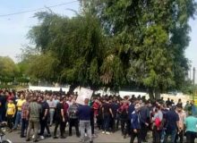 تداوم اعتراض کارگران کاغذپارس: «تغییر قرار داد» مطالبه اصلی ما است