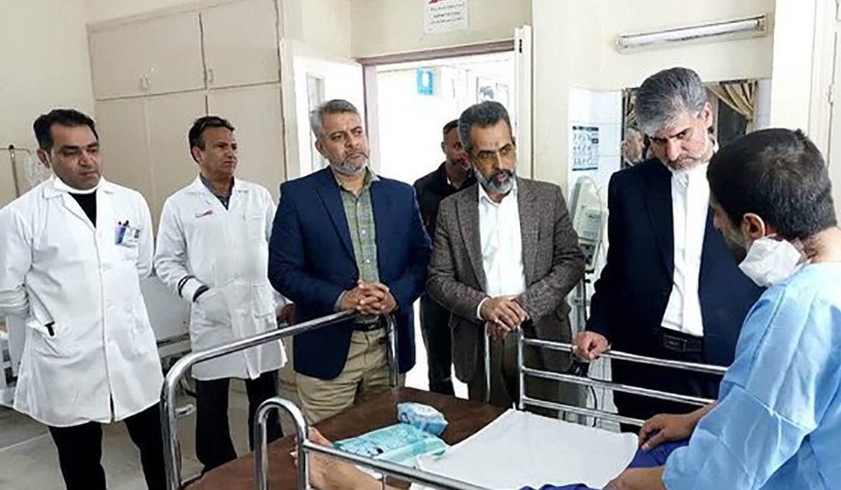 ضربه چاقو به جوان کاشمری به دلیل حمایت از چند دختر در برابر ۳ مزاحم