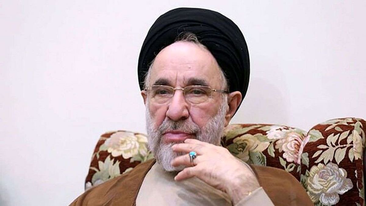 سید محمد خاتمی: تورم به سطح فوق العاده نگران کننده ای رسیده است/ نباید با ذهنیت‌های بسته به سراغ امور پیچیده کشور رفت