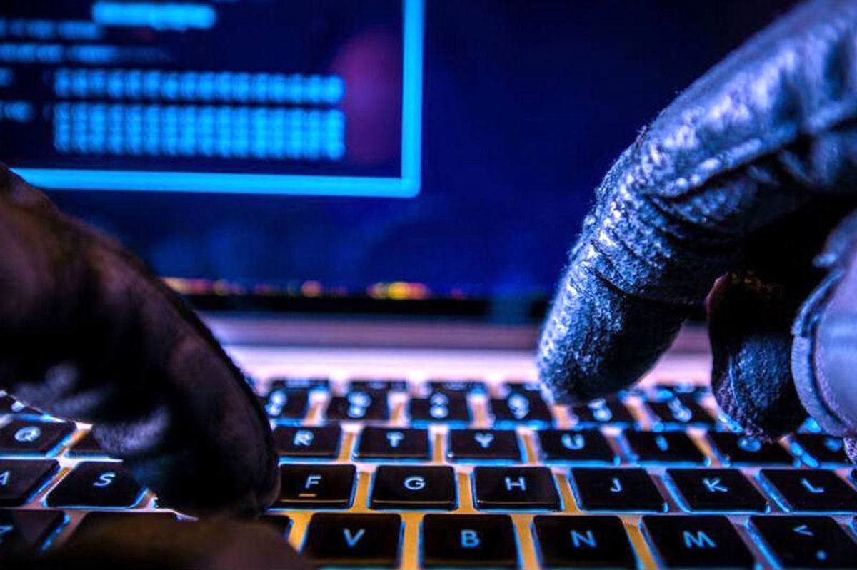 بازداشت کلاهبردار اینترنتی با جعل هویت یک خواننده سرشناس