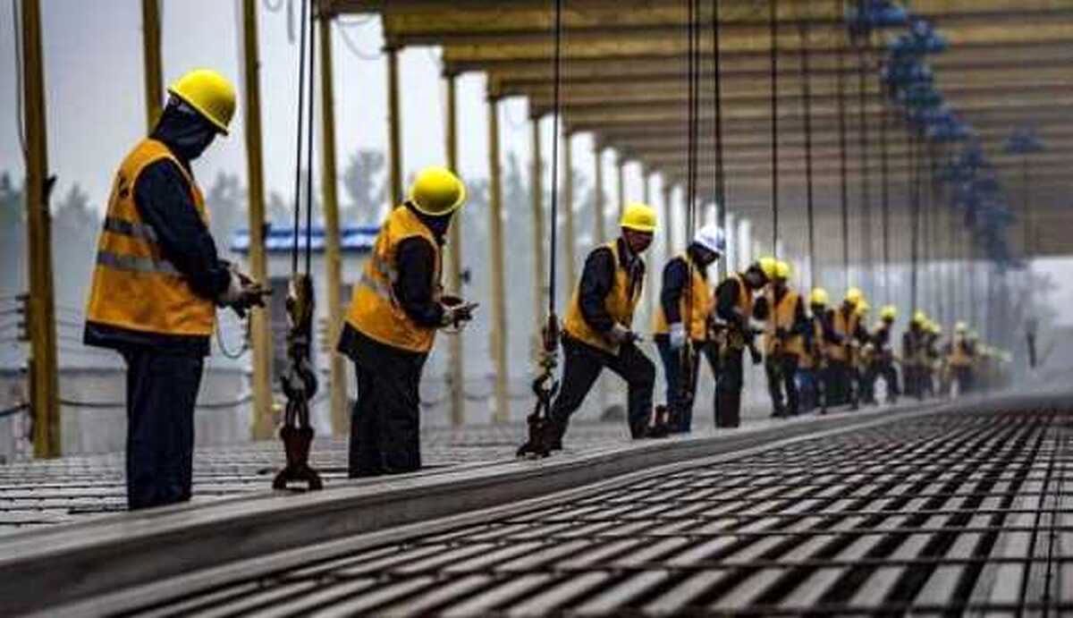 خبر خوش به کارگران / تبدیل قرارداد‌های موقت کارگران پس از ۵ سال کار مستمر به قرارداد دائم