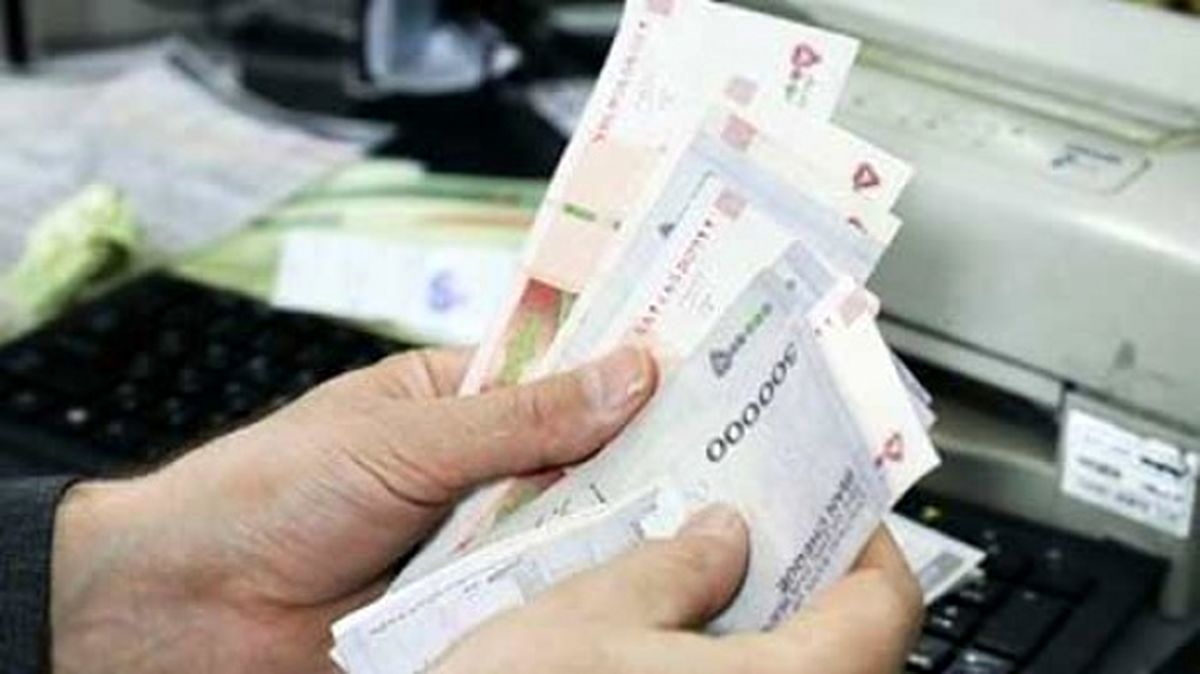 هر ایرانی در فروردین ۱۴۰۳ چند دلار یارانه می گیرد؟
