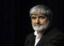 علی مطهری: در خانواده آیت الله مطهری، نوه‌ها، نتیجه‌ها و نبیره ها همه یک گونه فکر می‌کنند