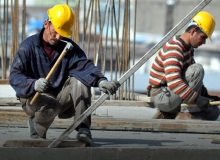 حقوق یک کارگر ساده باید ۱۵ میلیون باشد/ مسئولان مشکلات جامعه کارگری را پیگیری کنند