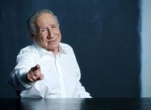 یک جایزه دیگر برای مل بروکس/ پیبادی تجلیل می‌کند