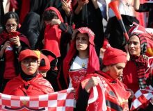چه شده که زنان در ورزشگاه ها حرف های رکیکی می زنند که تا حالا مختص مردان بود؟