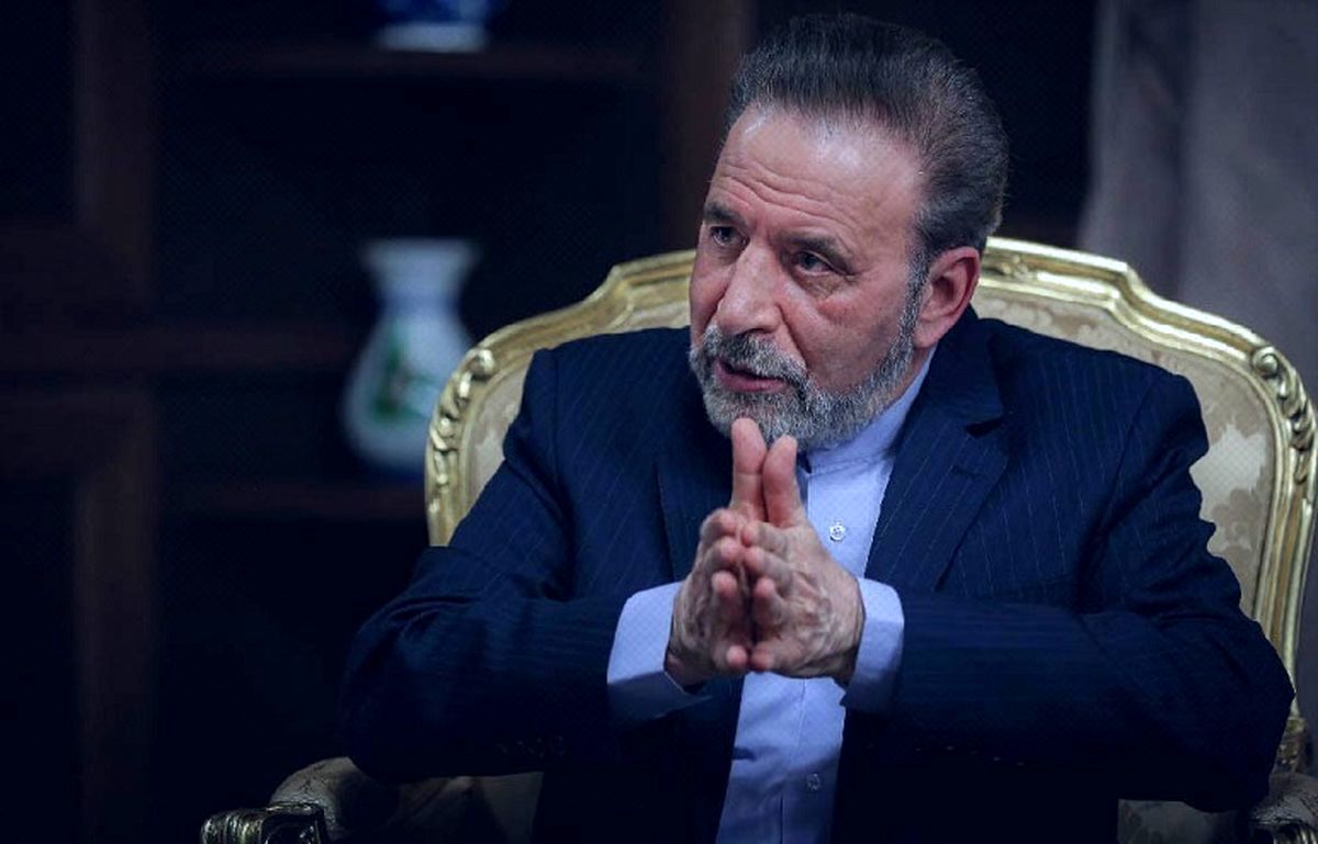 محمود واعظی: صحبت حاجی‌زاده درباره برخورد تند با روحانی در جلسه فرماندهان سپاه، درست نیست