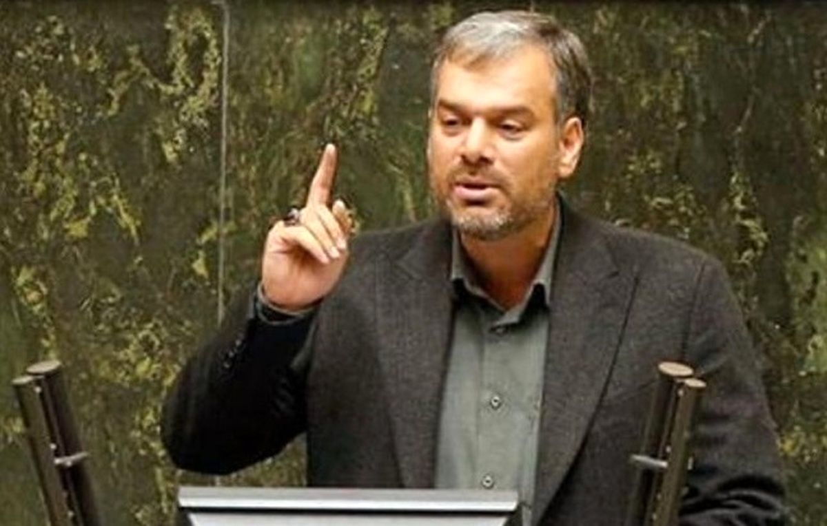 رشیدی کوچی: مجلس پشت تعطیلی شنبه ها محکم بایستد/ مگر ما می‌خواهیم تعطیلی جمعه را برداریم
