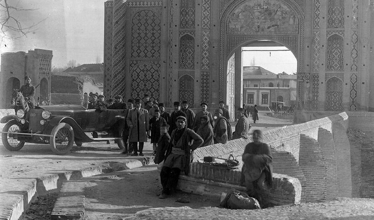 سفر به تهران قدیم، بدنام‌ترین و بی‌احترام‌ترین ماموران دولت در عهد قاجار