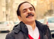 حضور آقارشید در چایخانه حرم امام رضا(ع) و خدمت به زائران حرم مطهر رضوی/ ویدئو