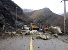 پلیس راه هشدار داد؛ خطر سقوط سنگ در جاده‌های کوهستانی این استان