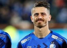 حضور وریا غفوری در منزل یکی از شهدای سانحه اخیر