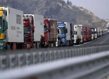 بیکاری ۶۰ هزار کامیون ایرانی را تهدید می‌کند