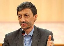 پرویز فتاح: کاندیدای انتخابات ریاست جمهوری نمی‌شوم/ حکم رهبر معظم و فرزانه انقلاب را مدال افتخار و ادامه خدمت در سنگر ستاد اجرایی فرمان حضرت امام (ره) را بر خود فرض می‌دانم