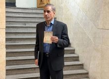 خلیلیان در انتخابات ثبت‌نام کرد