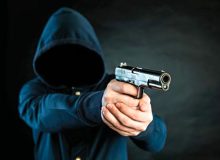 شلیک انتقام جویانه مرد مسلح به مرد تهرانی در شهرری